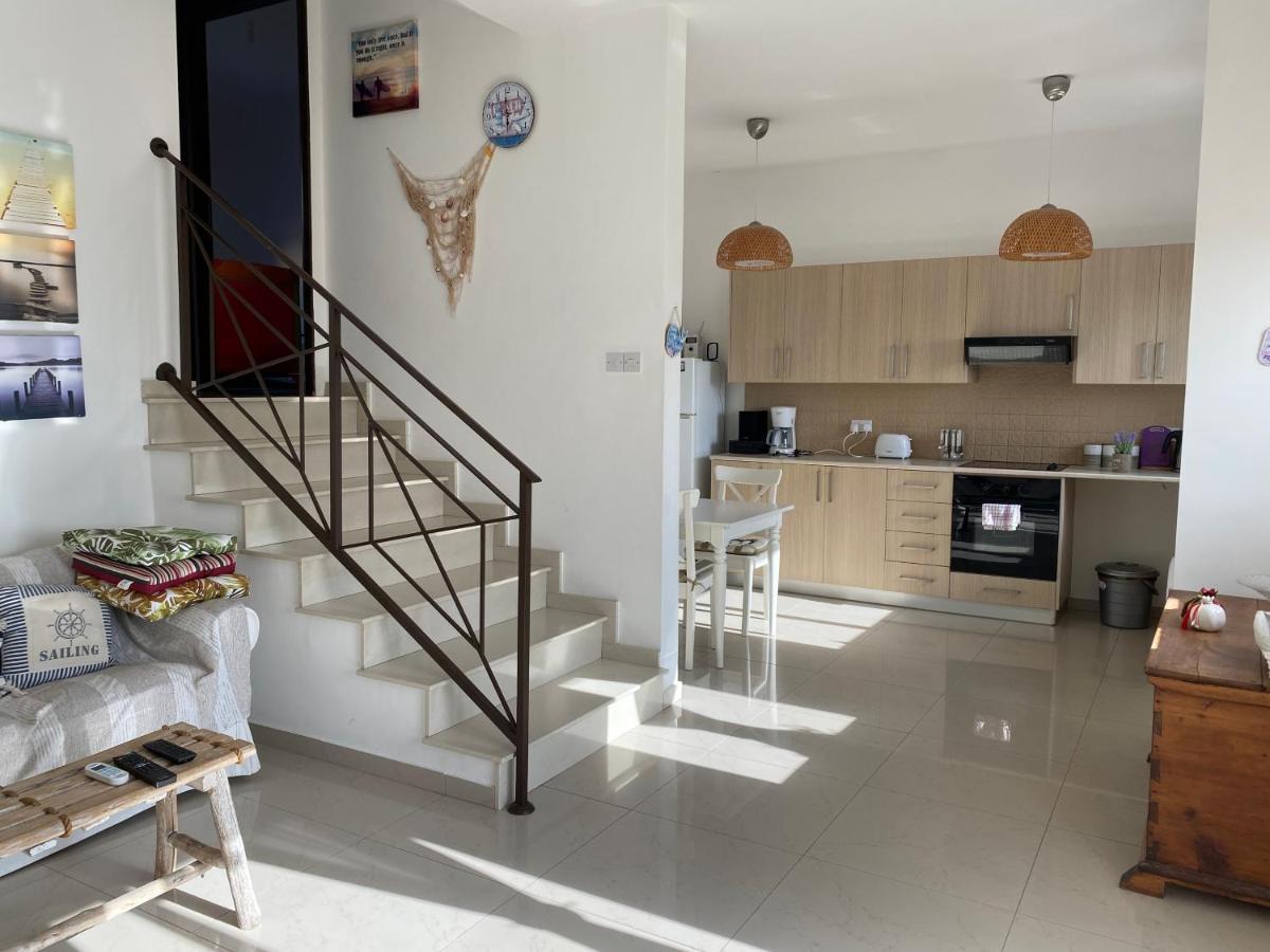 Two Bedroom Duplex :Mountain And Sea View Larnaca Dış mekan fotoğraf